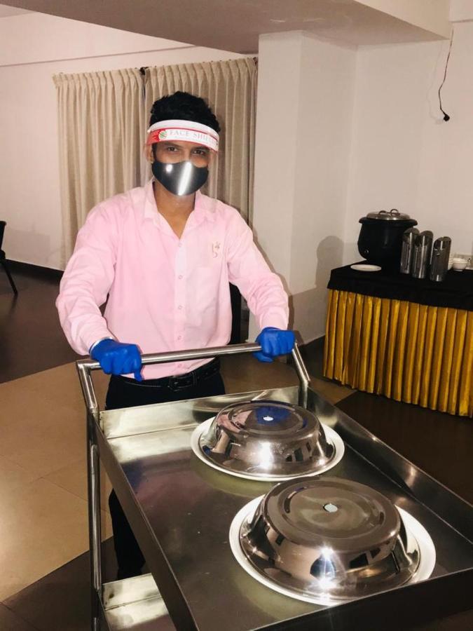 Hotel Grand Bee Bangalore Eksteriør billede